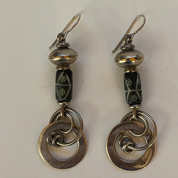 Silver Tone Earrings with grey and black stone insert - Picture 1 of 2
